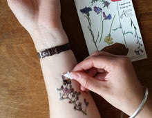 Load image into Gallery viewer, Bee Temporary Tattoos